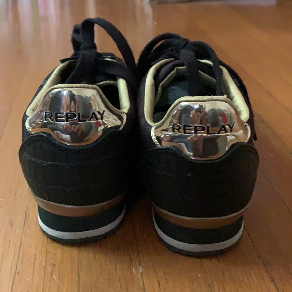 Replay trainers - Picture 2 of 4